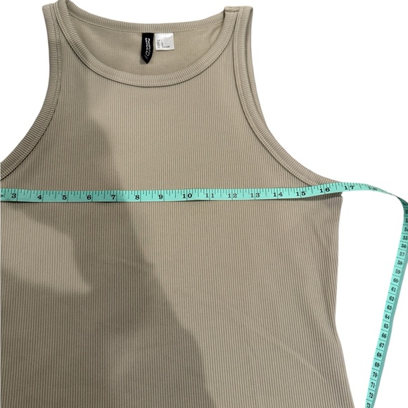 H&M Light Khaki Ribbed Tank Top - Picture 5 of 7